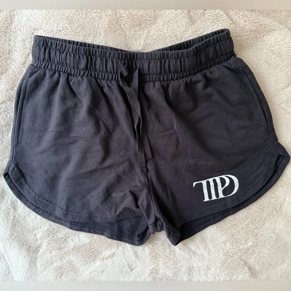 Taylor Swift The Tortured Poets Department TTPD Black Shorts Size M - Picture 5 of 5
